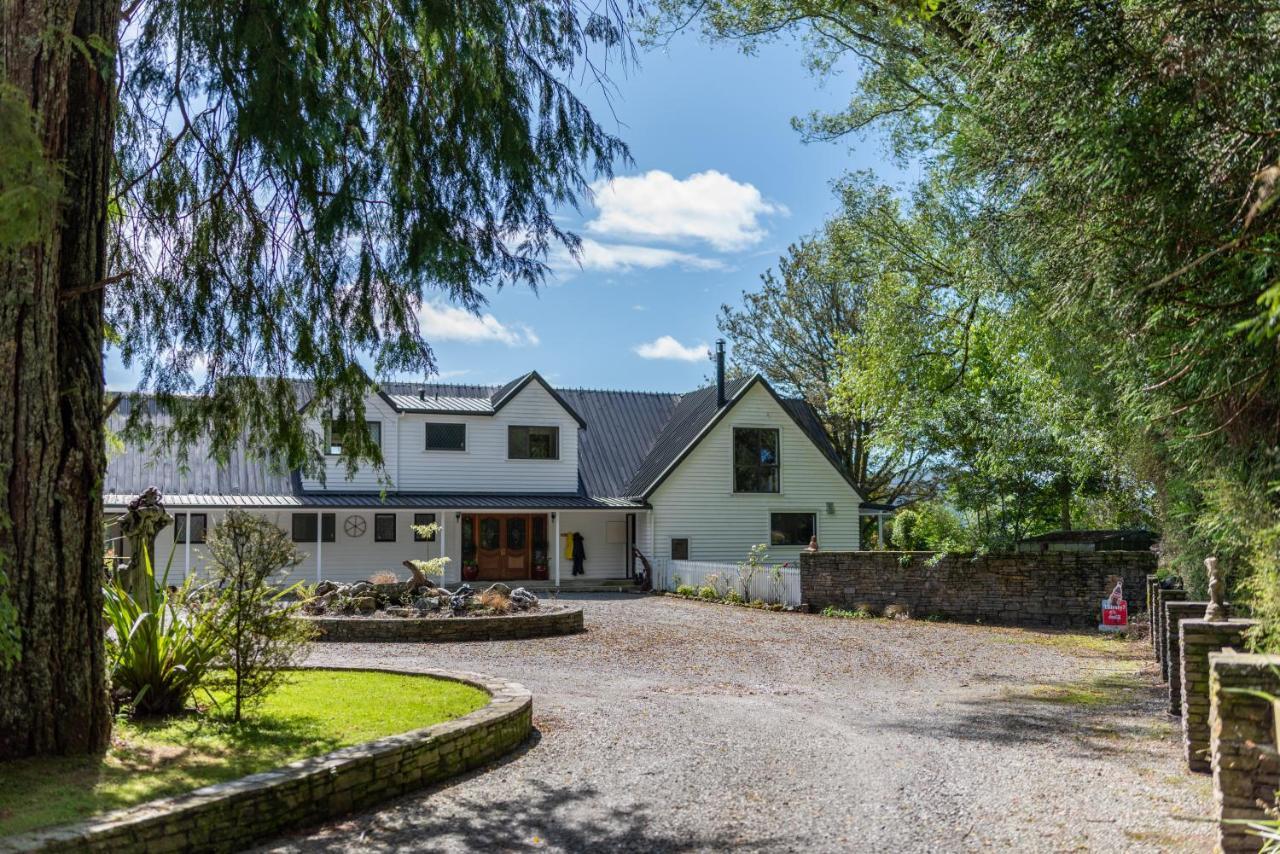 Westholm Lodge Harihari Eksteriør bilde
